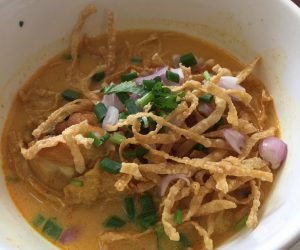 タイ旅行12 アソークでカオソーイ