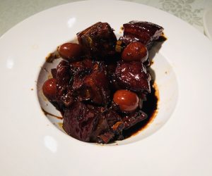 15【南京路グルメ】三瑪璐酒樓の紅焼肉と小籠包